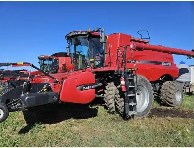 Gallery image 1 for Used 2016 Case IH 8240 Combine