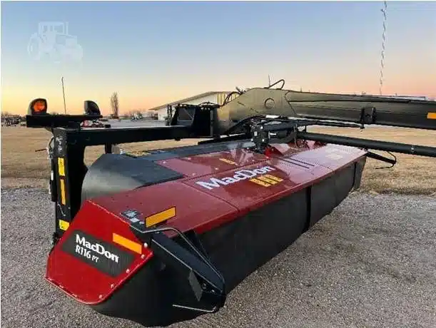Used 2017 MacDon R116 Disc Mower Conditioner