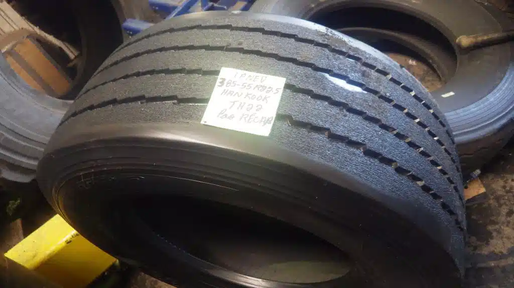 Gallery image 1 for Hankook 385-55R22.5 Tires