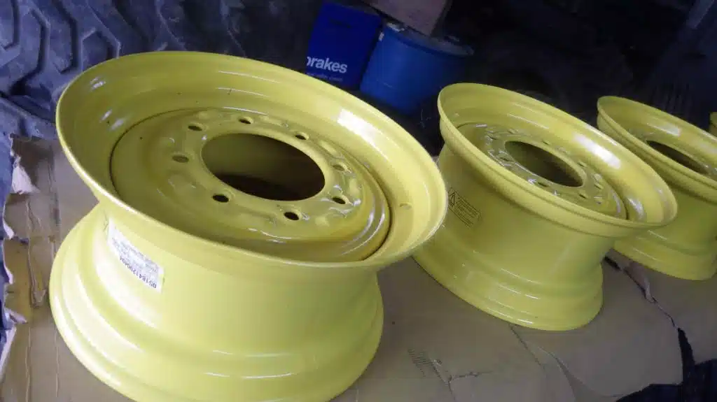 Gallery image 1 for 16.5 Tires & Rims