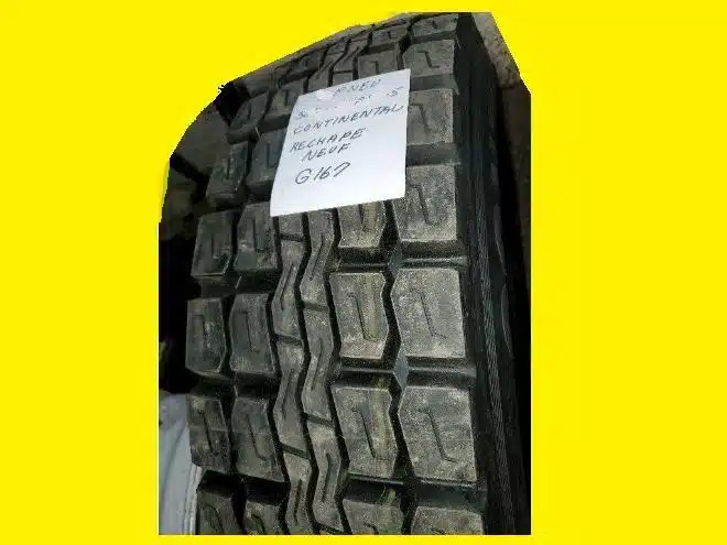 Photo de la Galerie 1 pour Continental 305-70R19.5 Pneus