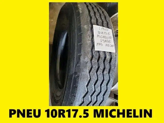 Photo de la Galerie 1 pour Michelin 10R17.5 Pneus
