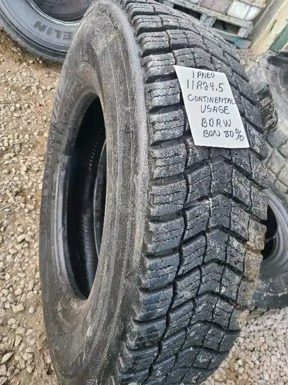 Gallery image 2 for Continental 11R24.5 Tires
