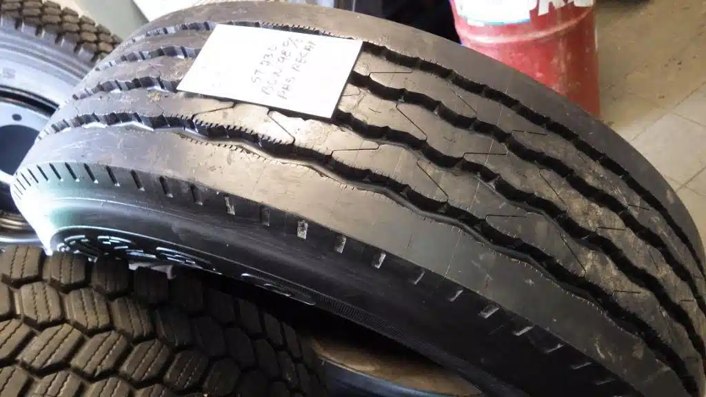 Gallery image 2 for BF Goodrich 315-80R22.5 Tires