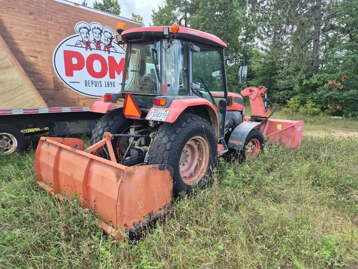 Gallery image 1 for 2008 Kubota L5740 Tractor