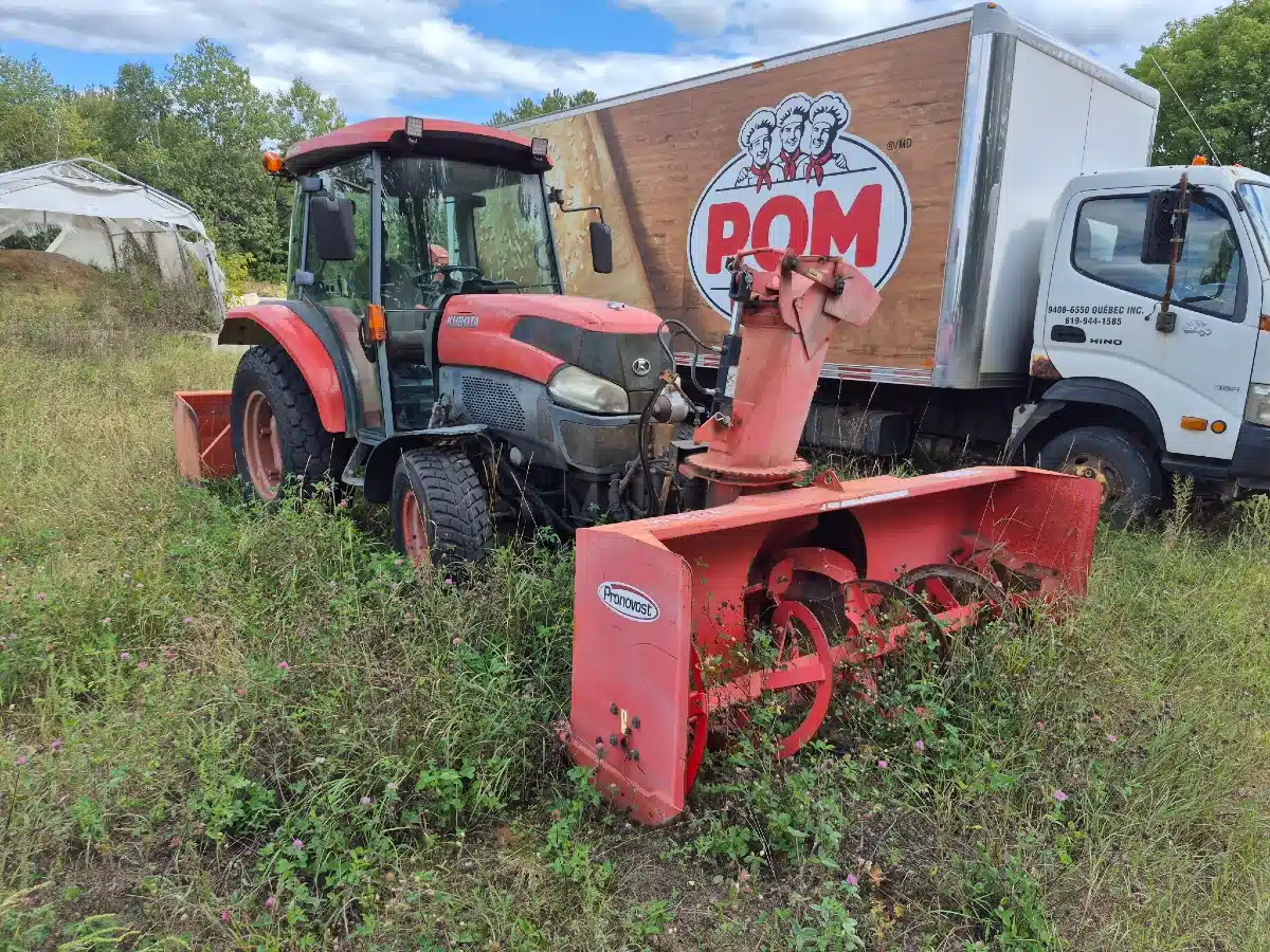 Gallery image 2 for 2008 Kubota L5740 Tractor