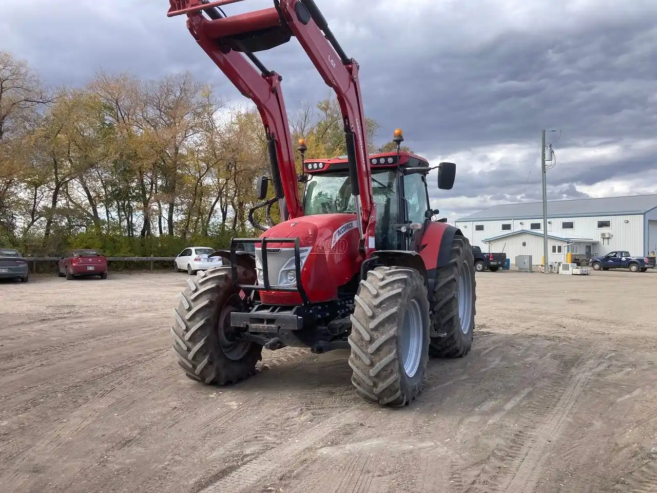 Gallery image 2 for Used 2017 McCormick X7.670VT Tractor