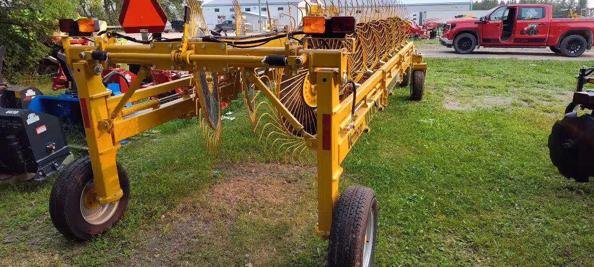 Gallery image 2 for Used 2024 Vermeer VRB14 Rake