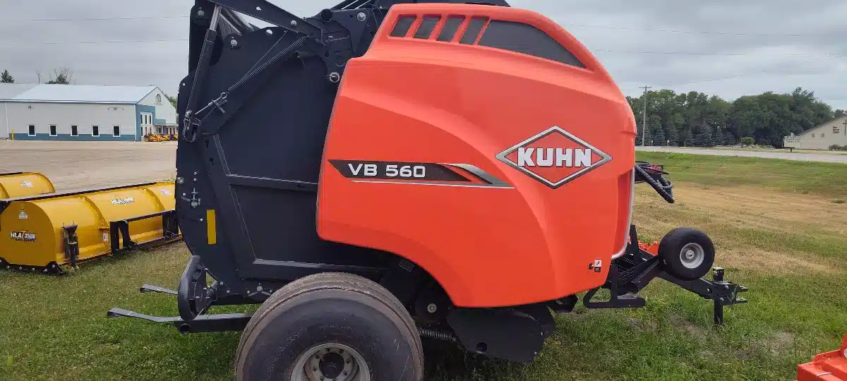 Gallery image 1 for New 2024 Kuhn VB 560 Round Baler