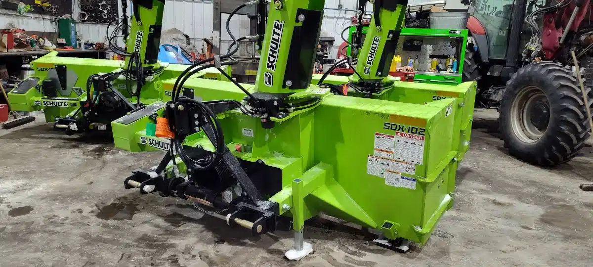 Gallery image 2 for New 2024 Schulte SDX-102 Snow Blower
