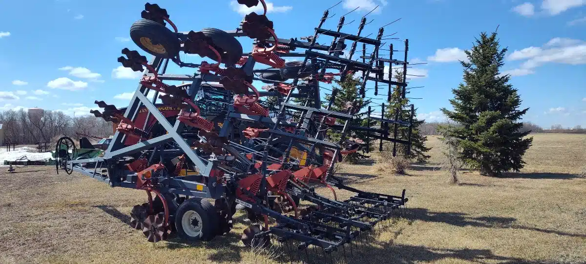 Gallery image 2 for Used 199? Flexi-Coil 340 Chisel Plow