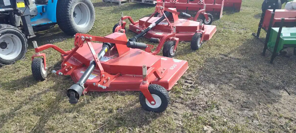Gallery image 1 for New 2024 Farm King Y655 Mower - Finishing