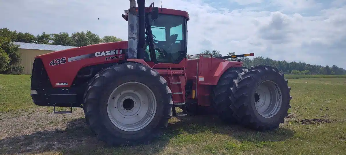 Gallery image 1 for Used 2010 Case IH STEIGER 435 Tractor