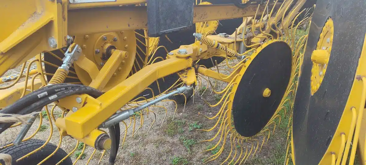 Gallery image 2 for Used 2023 Vermeer VRB16 Rake