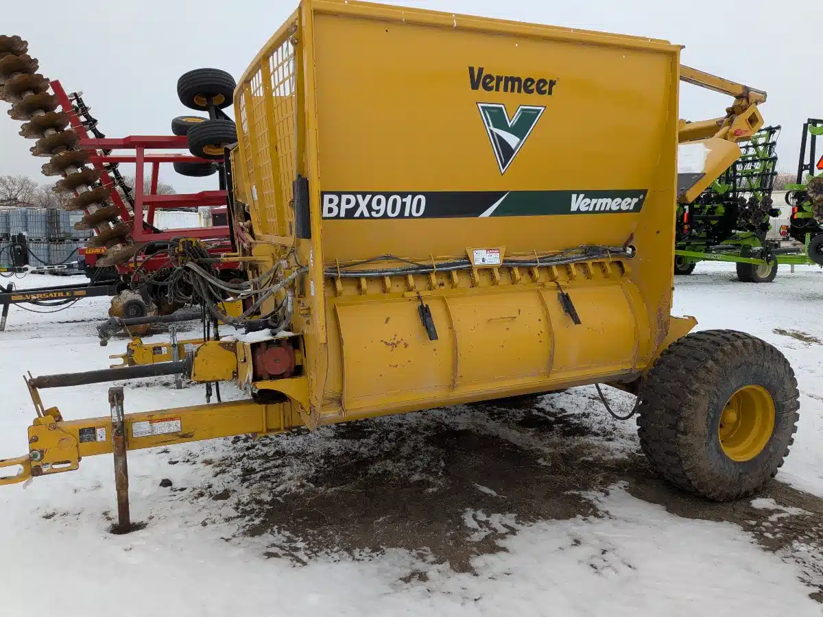 Gallery image 2 for 2021 Vermeer BPX9010 Bale Processor