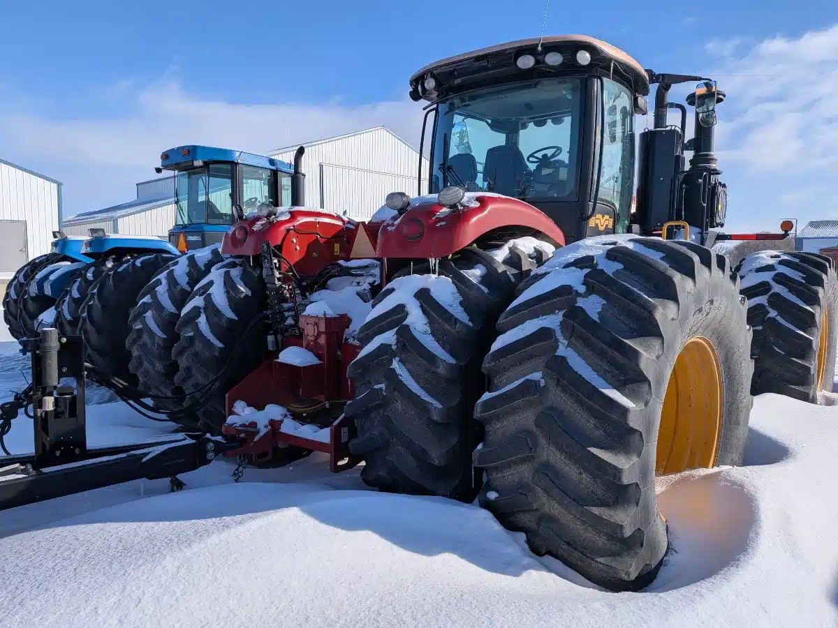 Gallery image 2 for 2019 Versatile 570 Tractor