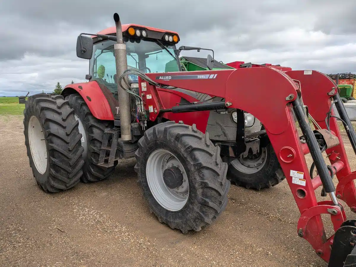 Photo de la Galerie 1 pour 2007 McCormick TTX190 Tracteur