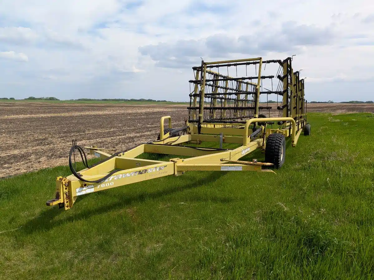 Gallery image 2 for 2004 Degelman SM7000 Harrow