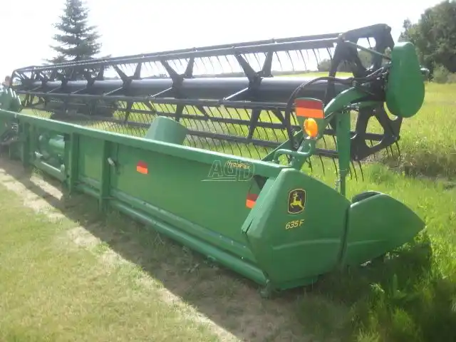 Gallery image 2 for Used 2012 John Deere 635F Header - Flex