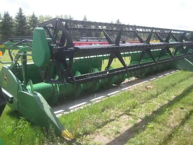 Gallery image 2 for Used John Deere 625F Header - Auger