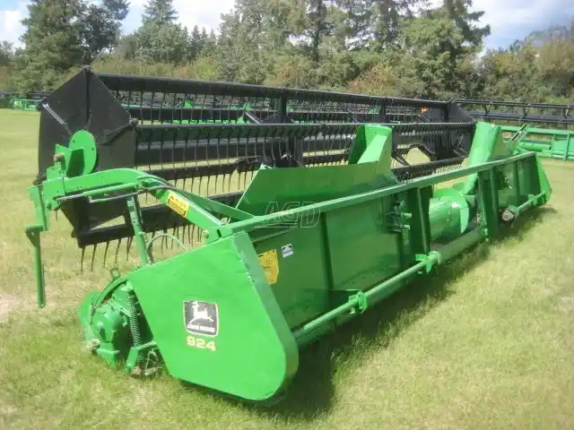 Gallery image 2 for Used John Deere 924F Header - Flex
