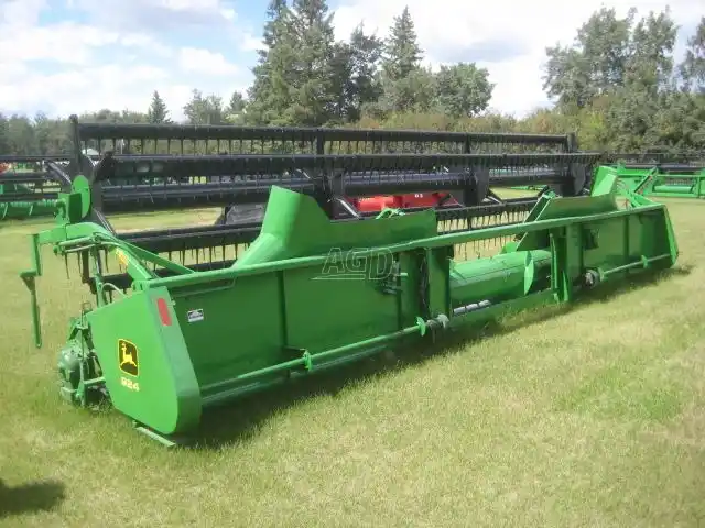 Gallery image 2 for Used John Deere 924F Header - Flex