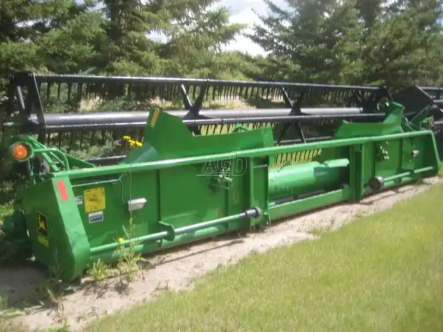 Gallery image 2 for Used John Deere 922F Header - Flex