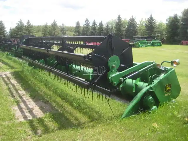 Gallery image 1 for Used John Deere 922 Rigid Head