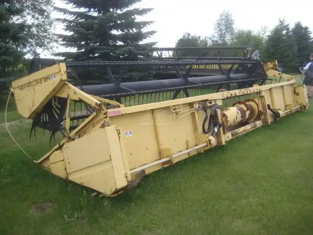 Gallery image 2 for Used New Holland 971 Rigid Head