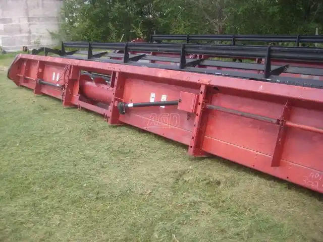 Gallery image 2 for Used Case IH 1010 Header - Flex