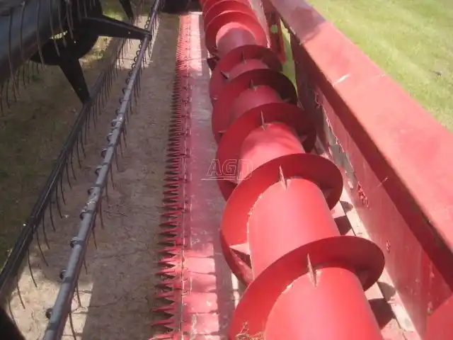 Gallery image 2 for Used Case IH 1010 Rigid Head