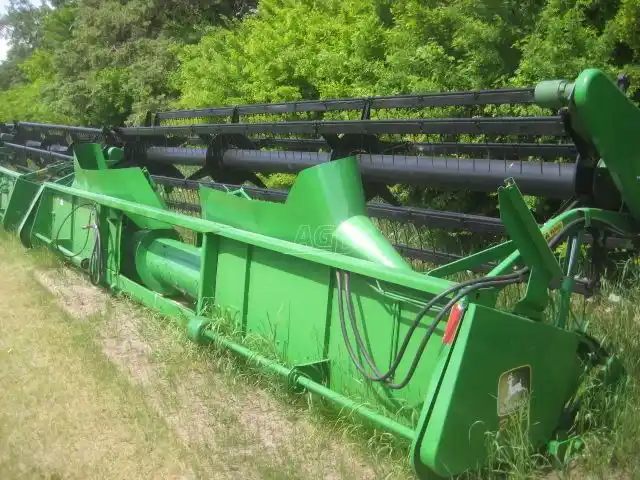 Gallery image 2 for Used John Deere 222 Header - Auger