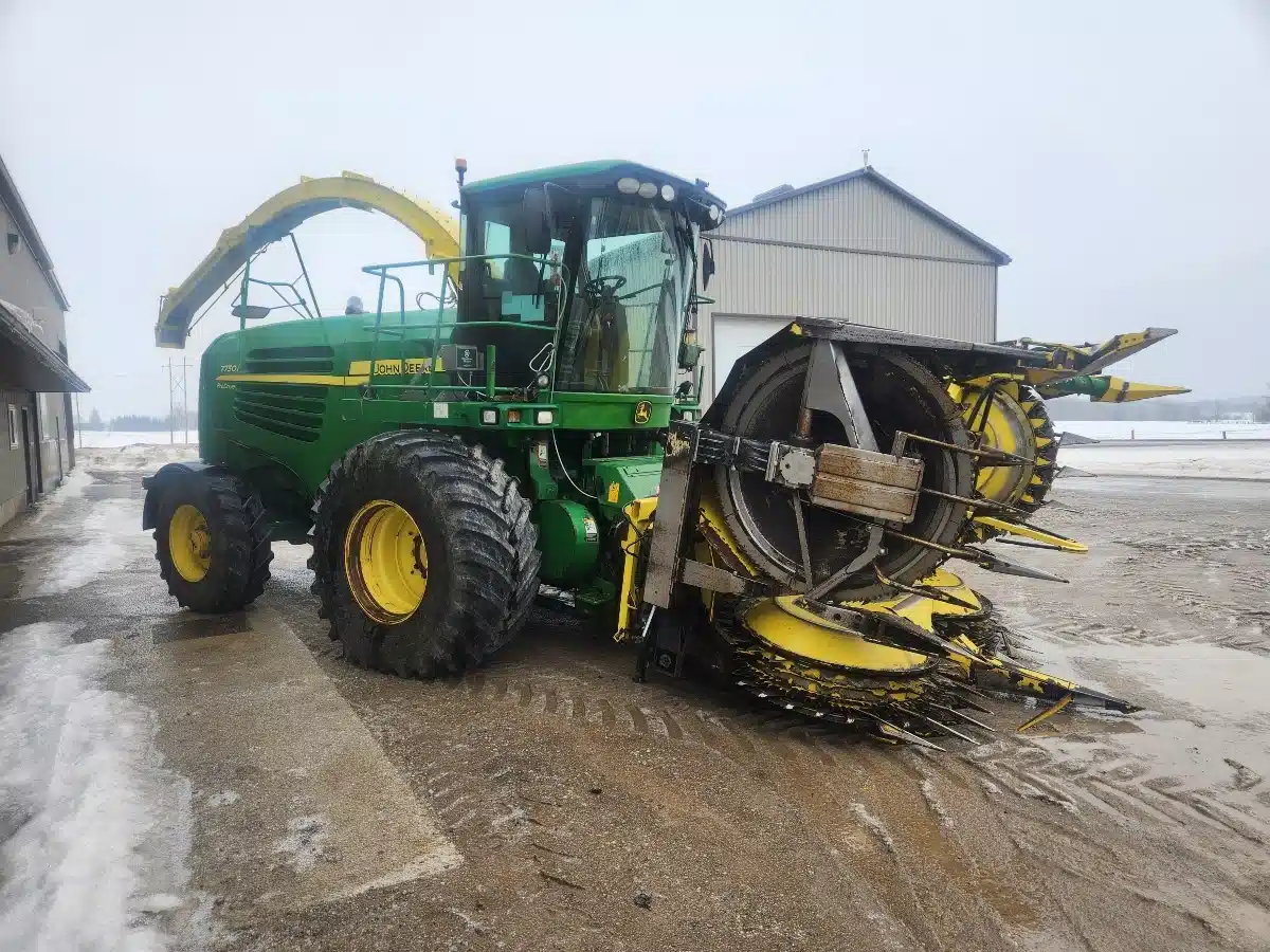 Gallery image 2 for John Deere 7750i PRODRIVE Forage Harvester