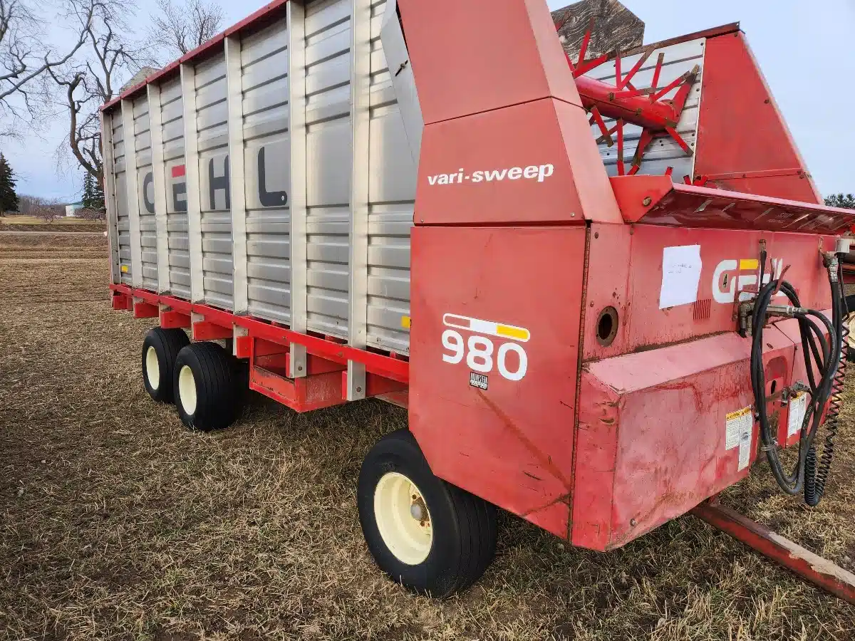 Gallery image 2 for Gehl 980 Forage Box