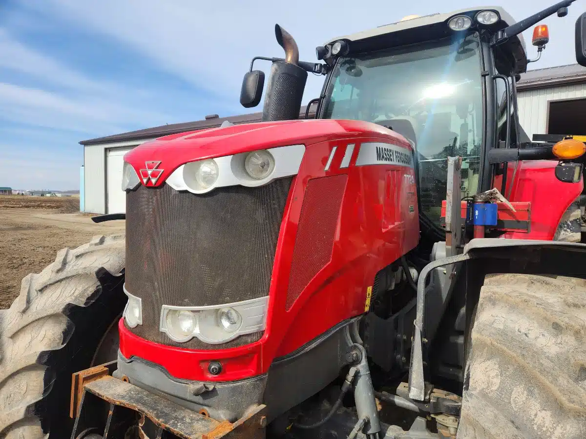 Gallery image 2 for 2016 Massey Ferguson 7724 Tractor
