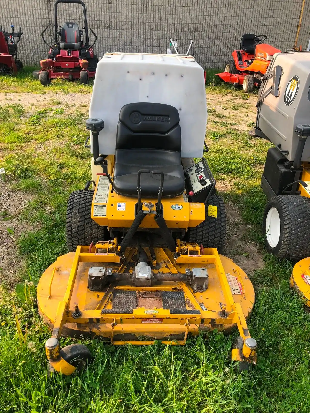 Used 2007 Walker MT23GHS Mower - Zero Turn