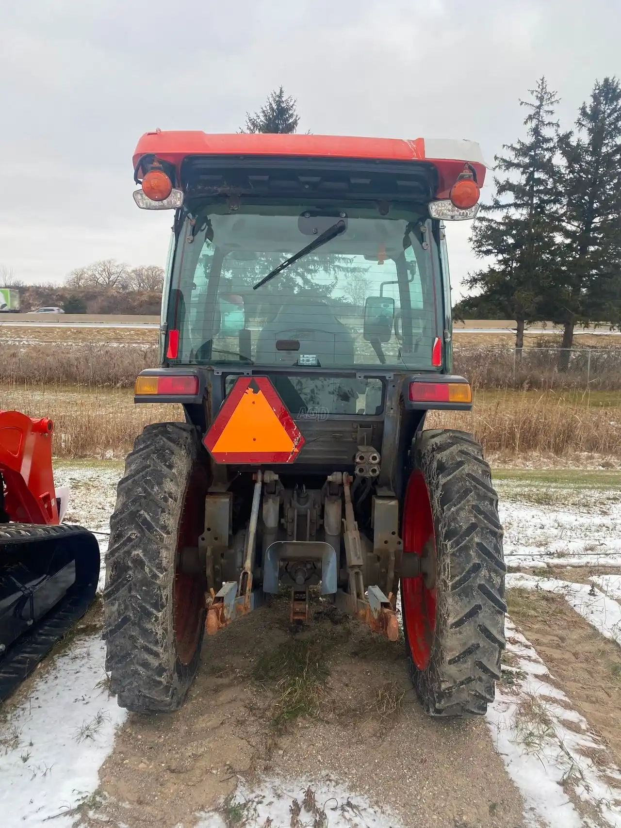 Gallery image 2 for Used 2014 Kubota L4060HSTC Tractor