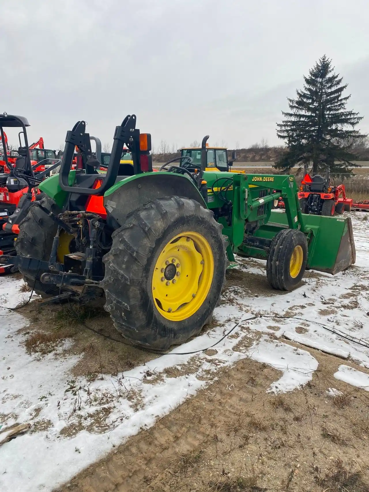 Gallery image 2 for Used 2003 John Deere 5220 Tractor
