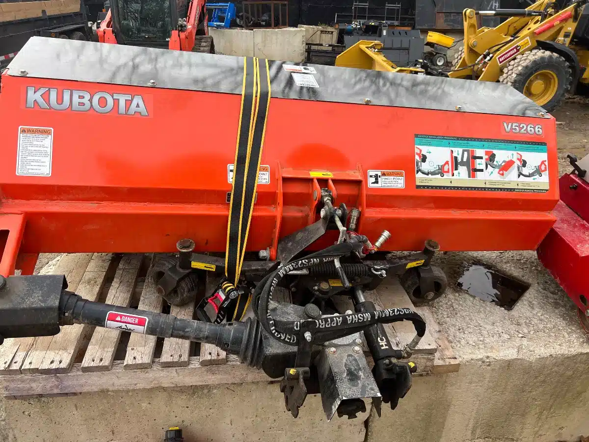 Gallery image 2 for Used 2023 Kubota V5266 Sweeper