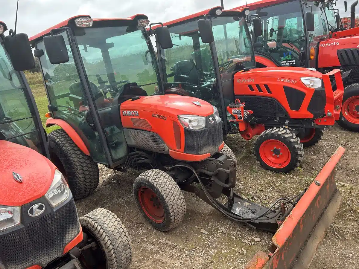 Gallery image 1 for Used 2019 Kubota B2650HSDC Tractor