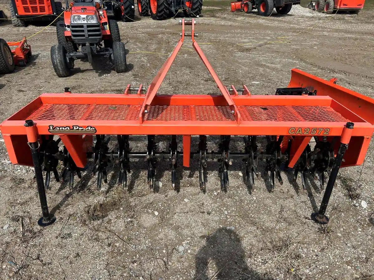 Gallery image 1 for Used 2018 Kubota CA2572 Aerator