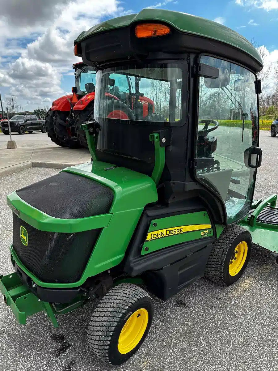 Gallery image 1 for Used 2019 John Deere 1575 Mower - Front Deck