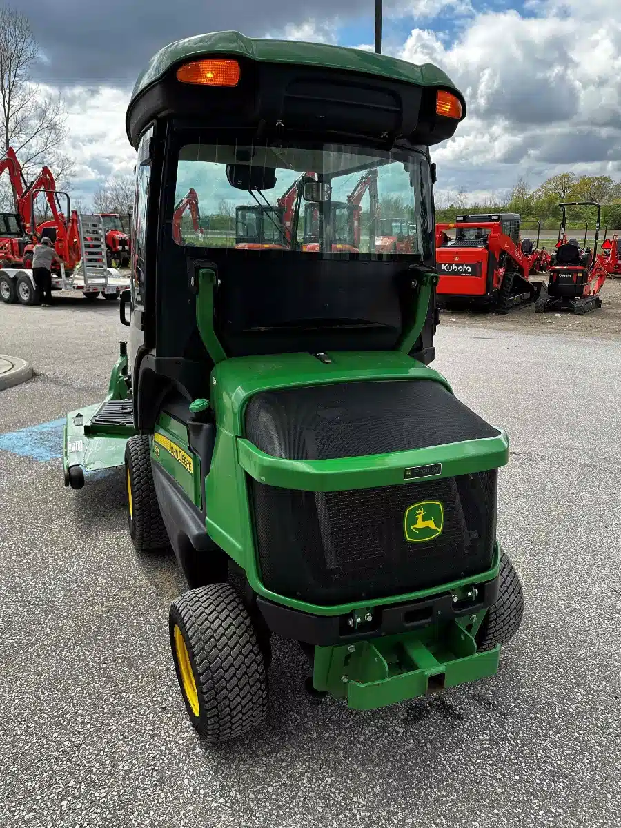 Gallery image 2 for Used 2019 John Deere 1575 Mower - Front Deck