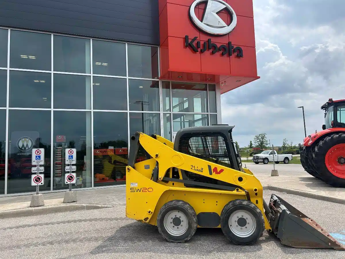 Gallery image 1 for Used 2021 Wacker Neuson SW20 Wheel Loader