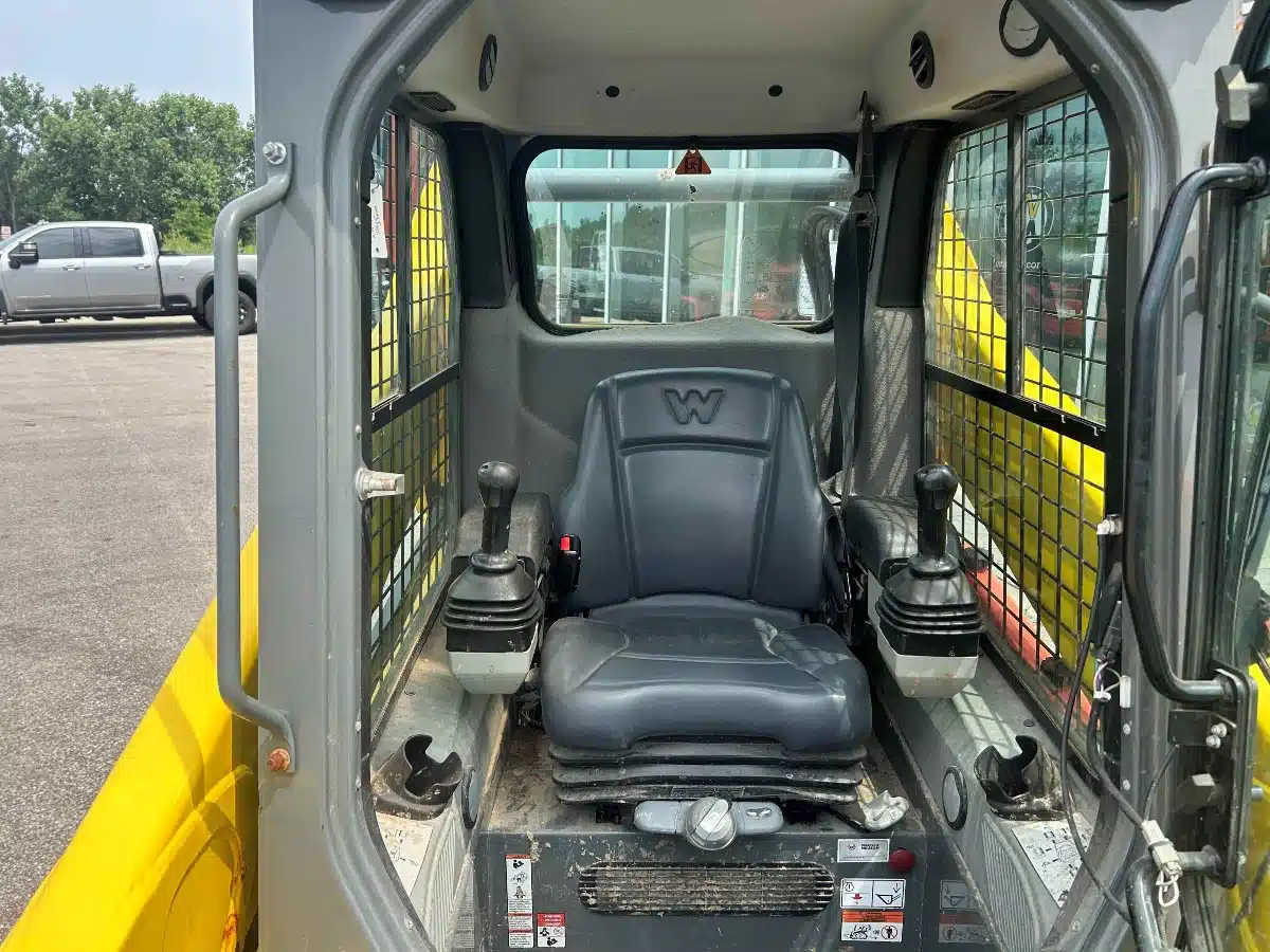 Gallery image 2 for Used 2021 Wacker Neuson SW20 Wheel Loader