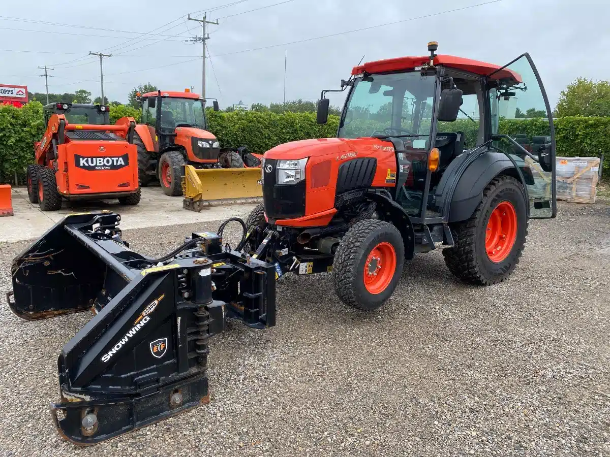 Photo de la Galerie 2 pour 2024 Kubota L6060 Tracteur