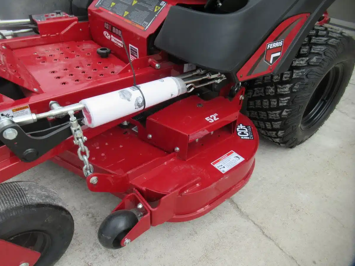 Gallery image 2 for New 2025 Ferris ISX 800 Mower - Zero Turn