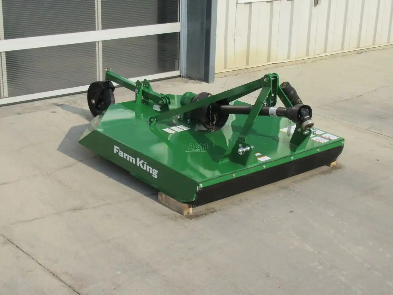 Gallery image 2 for 2023 Farm King Y518LS Rotary Cutter