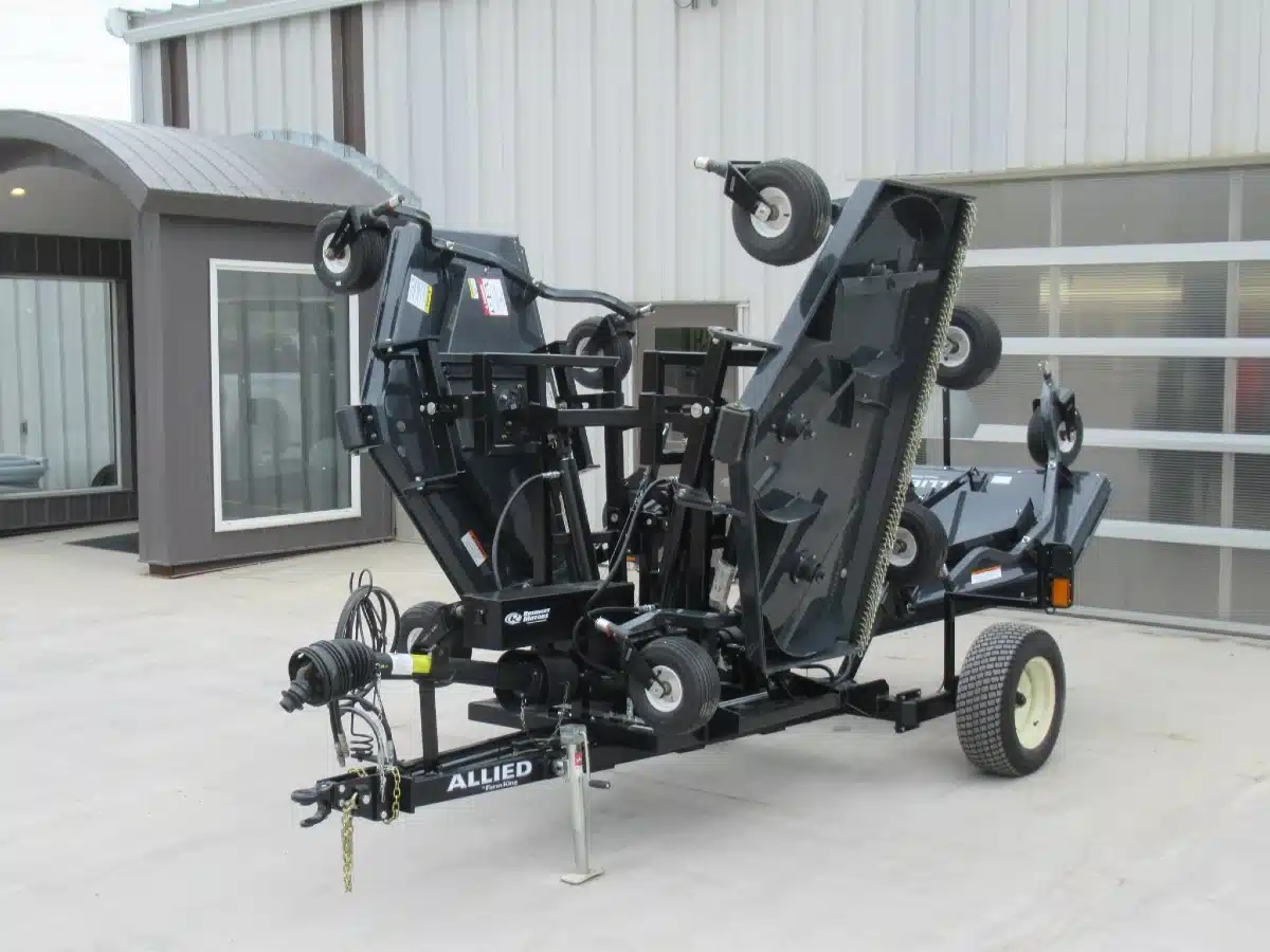 Gallery image 1 for 2026 Farm King TRX16 Mower - Finishing