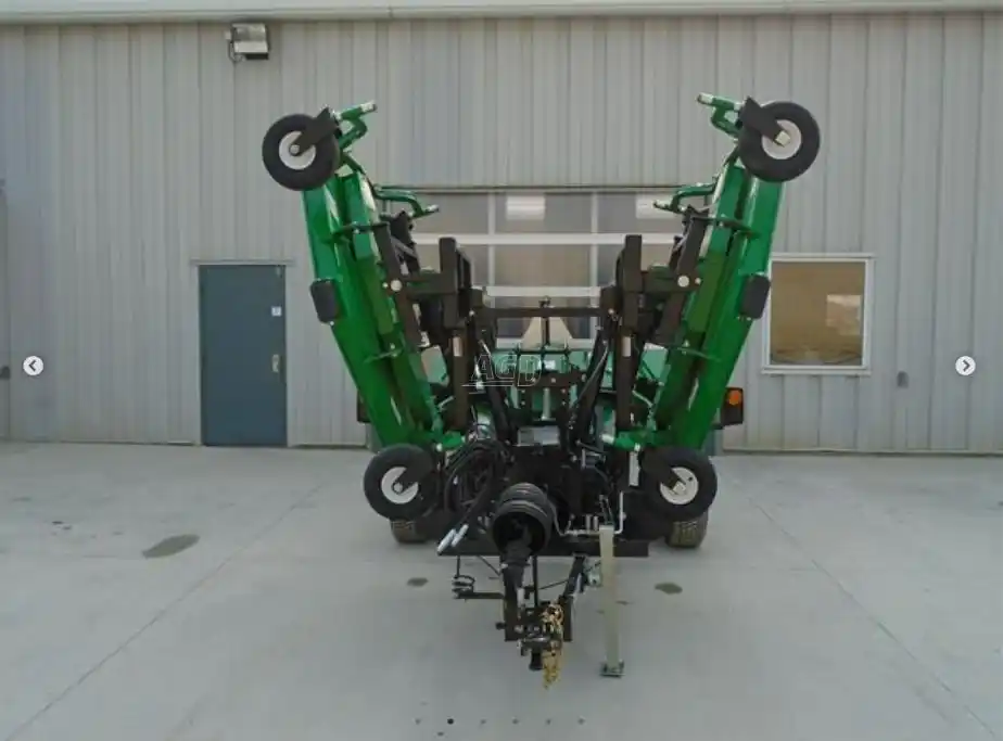 Gallery image 2 for New 2024 Farm King TRX16 Mower - Finishing